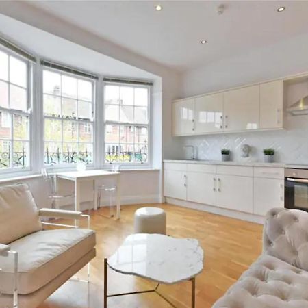Luxury 3 Bed Apartment - Huge Outdoor Terrace & Amazing Transport Links London Exteriör bild